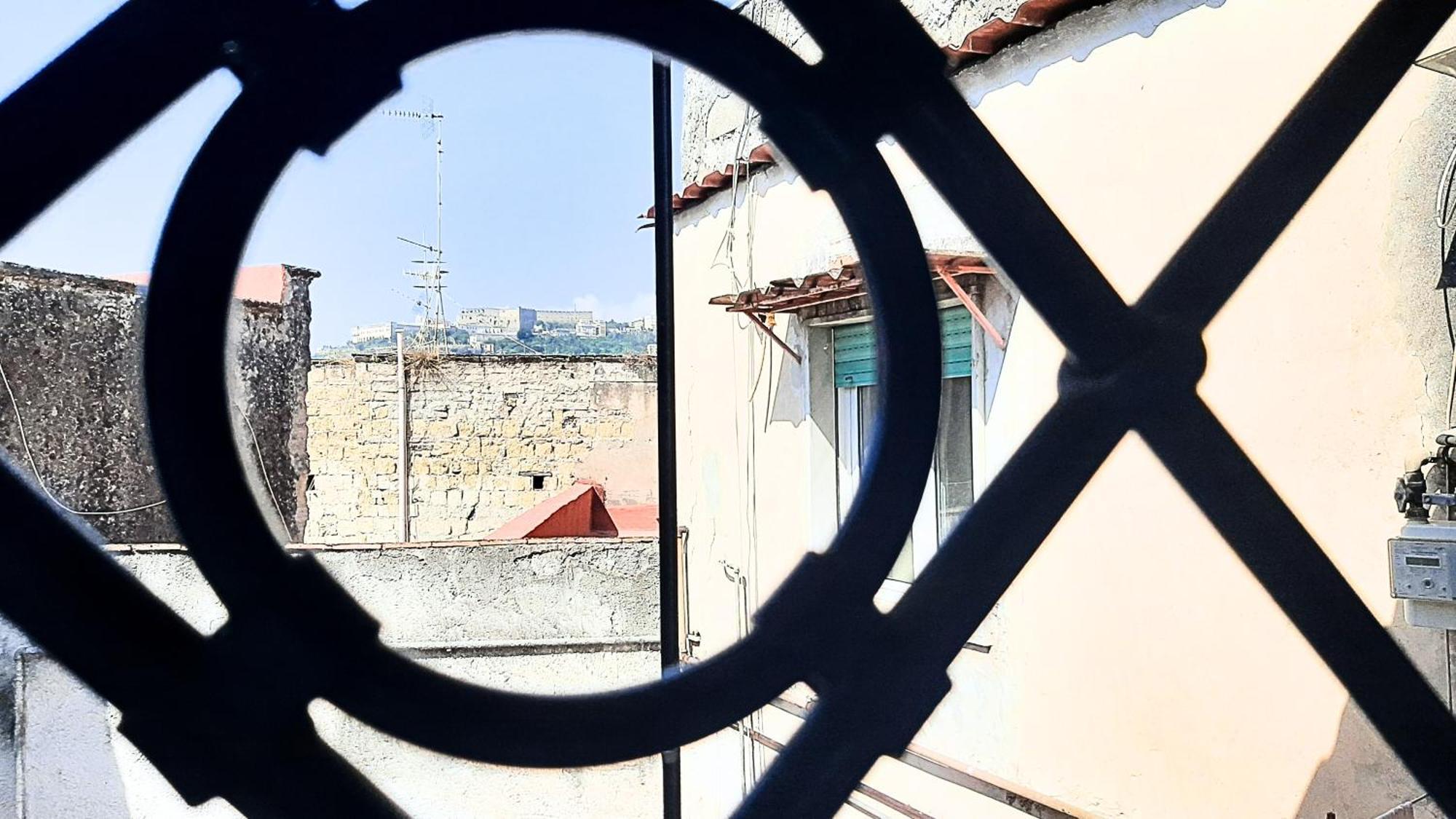Casa luminosa e silenziosa nel cuore del centro Napoli Esterno foto